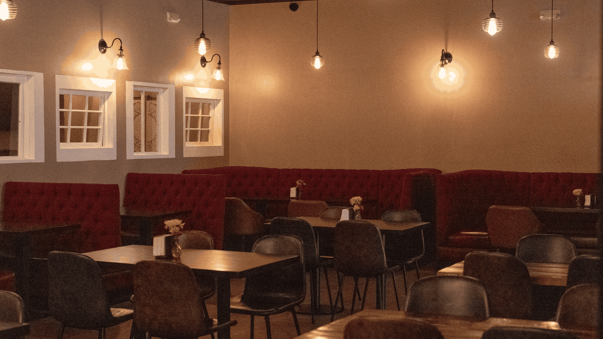Veedu Restaurant Interior 2